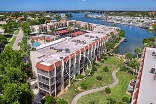 230 Santa Maria St, Venice, FL 34285 - Photo 2