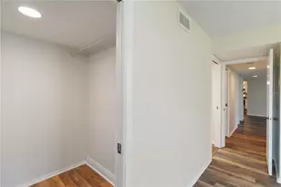 808 Capri Isles Blvd, Venice, FL 34292 - Photo 22