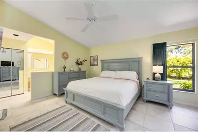 269 Southampton Drive #303, Venice, FL 34293 - Photo 22