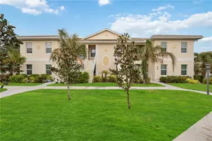 200 Gardens Edge Dr, Venice, FL 34285 - Photo 1