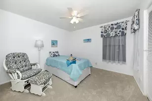 401 Curry St, Nokomis, FL 34275 - Photo 18