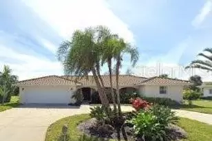 423 Picasso Dr, Nokomis, FL 34275 - Photo 1