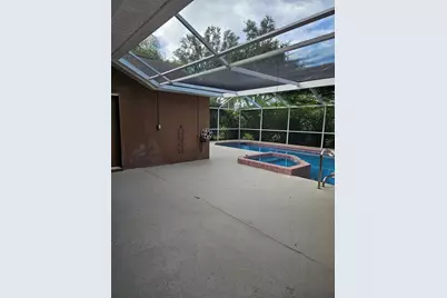 417 Lake Of The Woods Drive, Venice, FL 34293 - Photo 24