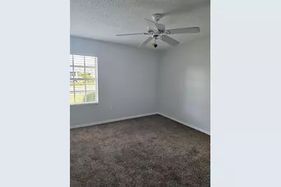 417 Lake Of The Woods Drive, Venice, FL 34293 - Photo 14