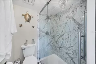 408 Cerromar Cir S, Venice, FL 34293 - Photo 28