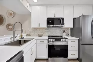 408 Cerromar Cir S, Venice, FL 34293 - Photo 18