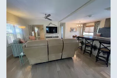 802 S Green Circle, Venice, FL 34285 - Photo 4