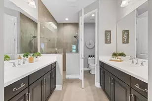 21649 Avon Park Ct, Venice, FL 34293 - Photo 20