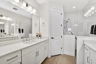 18026 Topiary Pk Pl, Venice, FL 34293 - Photo 18