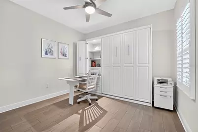 18026 Topiary Park Place, Venice, FL 34293 - Photo 20