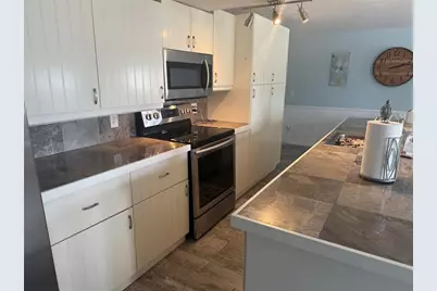 6190 Daffodil Road, Venice, FL 34293 - Photo 4