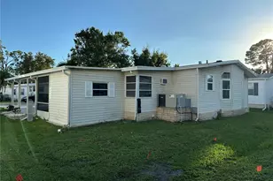 306 Cypress Run Ct, North Port, FL 34287 - Photo 4