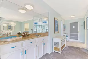 330 Mission Trail N, Venice, FL 34285 - Photo 10