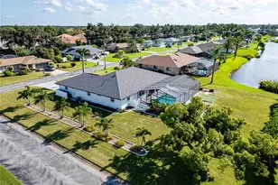 158 Hourglass Dr, Venice, FL 34293 - Photo 68