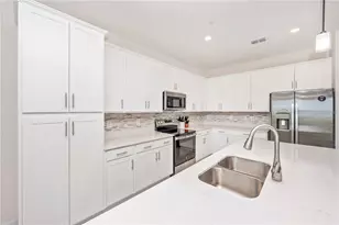 17655 Opal Sand Dr, Venice, FL 34293 - Photo 8