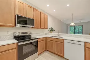 1821 Batello Dr, Venice, FL 34292 - Photo 12