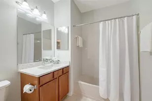 1821 Batello Dr, Venice, FL 34292 - Photo 16
