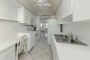 1555 Tarpon Center Dr, Venice, FL 34285 - Photo 24