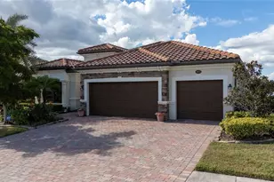 20373 Granlago Dr, Venice, FL 34293 - Photo 2