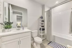 12381 Asana Ct, Venice, FL 34293 - Photo 16