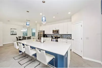 17560 Boracay Court #201, Venice, FL 34293 - Photo 6