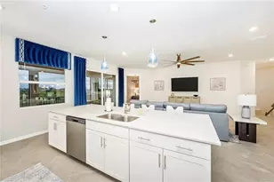 17560 Boracay Ct, Venice, FL 34293 - Photo 8