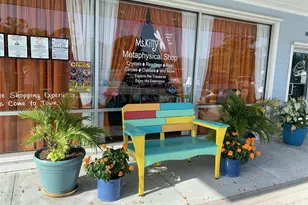 319 Oakwood Cir, Englewood, FL 34223 - Photo 58