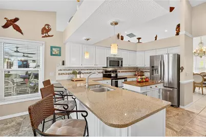 319 Oakwood Circle, Englewood, FL 34223 - Photo 12