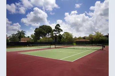 638 Bird Bay Drive E #212, Venice, FL 34285 - Photo 16