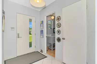 112 Field Avenue East, Venice, FL 34285 - Photo 34