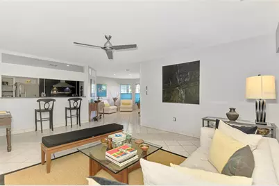 112 Field Avenue East, Venice, FL 34285 - Photo 10