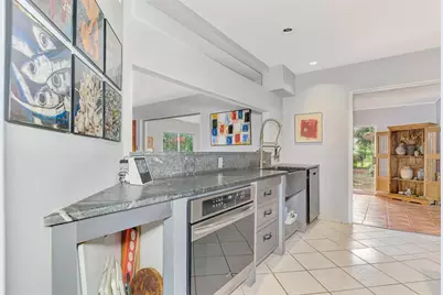 112 Field Avenue East, Venice, FL 34285 - Photo 18