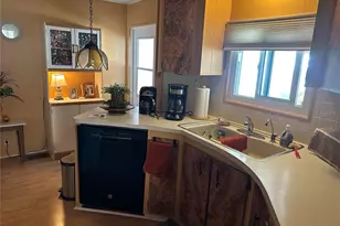 5800 Forsythia Rd, Venice, FL 34293 - Photo 2