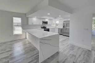 3064 Crown Heron Point, Venice, FL 34293 - Photo 4