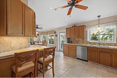 508 Foxwood Boulevard, Englewood, FL 34223 - Photo 20