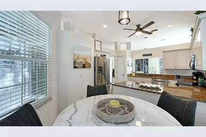 560 Fallbrook Drive, Venice, FL 34292 - Photo 10