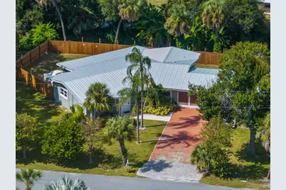 32 Bay Avenue, Osprey, FL 34229 - Photo 2