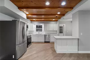 32 Bay Ave, Osprey, FL 34229 - Photo 6