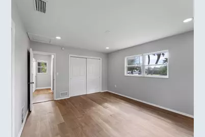 32 Bay Avenue, Osprey, FL 34229 - Photo 22