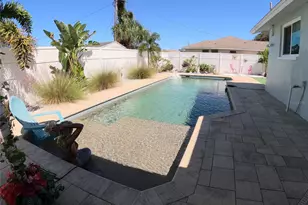 1046 Royal Rd, Venice, FL 34293 - Photo 2