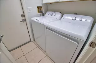 698 Harrington Lake Dr S, Venice, FL 34293 - Photo 20