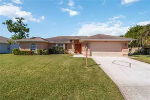 5864 Tyler Rd, Venice, FL 34293 - Photo 1