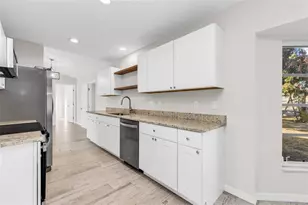 2810 9th St, Englewood, FL 34224 - Photo 10