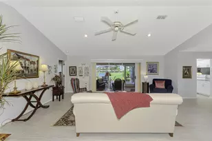 3168 E Village Dr, Venice, FL 34293 - Photo 12