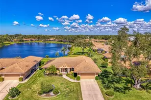 3168 E Village Dr, Venice, FL 34293 - Photo 2