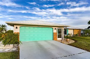 1339 Cambridge Dr, Venice, FL 34293 - Photo 2