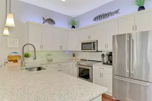 431 Nokomis Ave S, Venice, FL 34285 - Photo 26