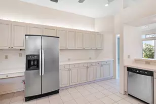 643 Crossfield Cir, Venice, FL 34293 - Photo 16