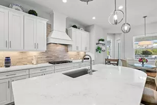 12436 Destin Loop, Venice, FL 34293 - Photo 18