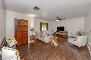 1110 Gladstone Blvd, Englewood, FL 34223 - Photo 6